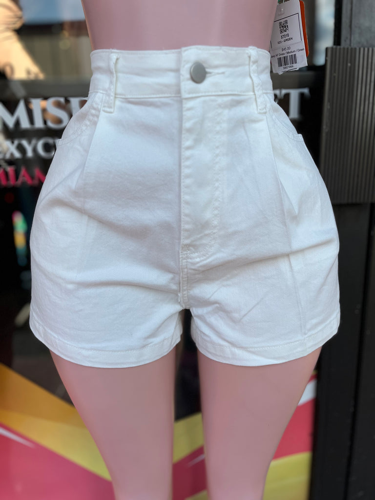 Short White Pants