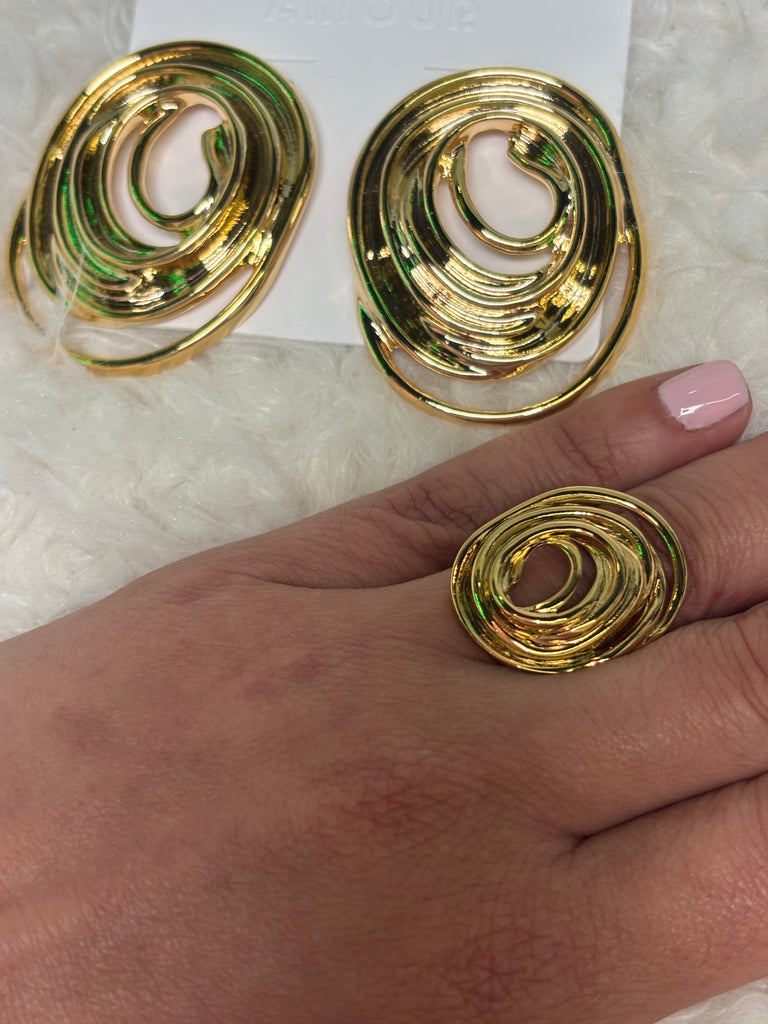 Swirl Gold Jewelry Set