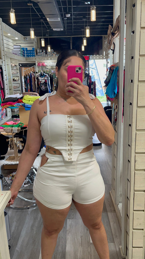 Open Side Short Set