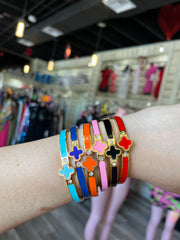 Clover Bangle