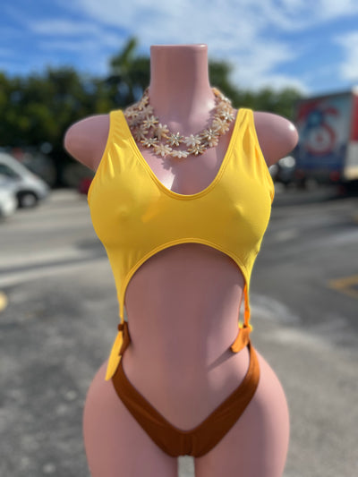 Monokini yellow cut out