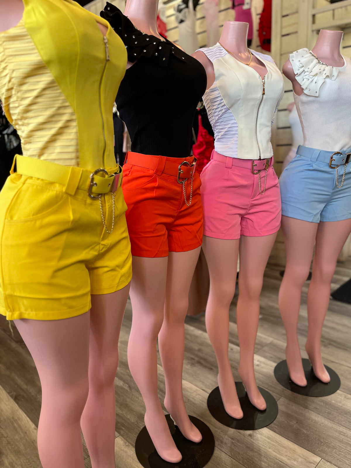 ドレスショーツ