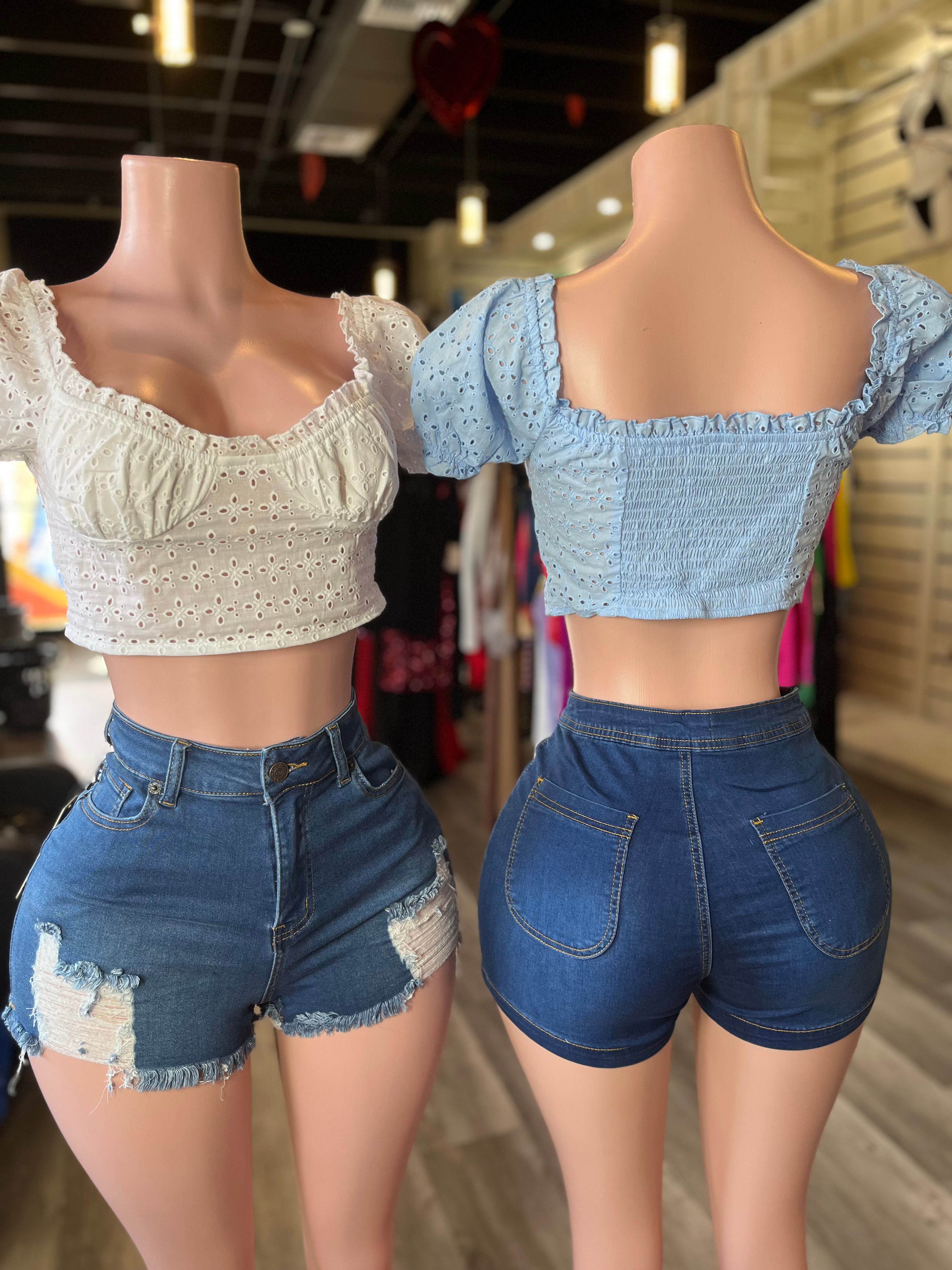 切りっぱなしショートパンツ