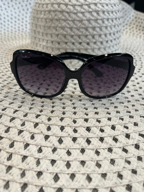 Black Classic Sunglasses