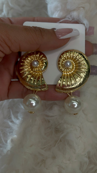 Shells and Pearls Earrings