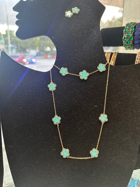Little Flower Necklace Set