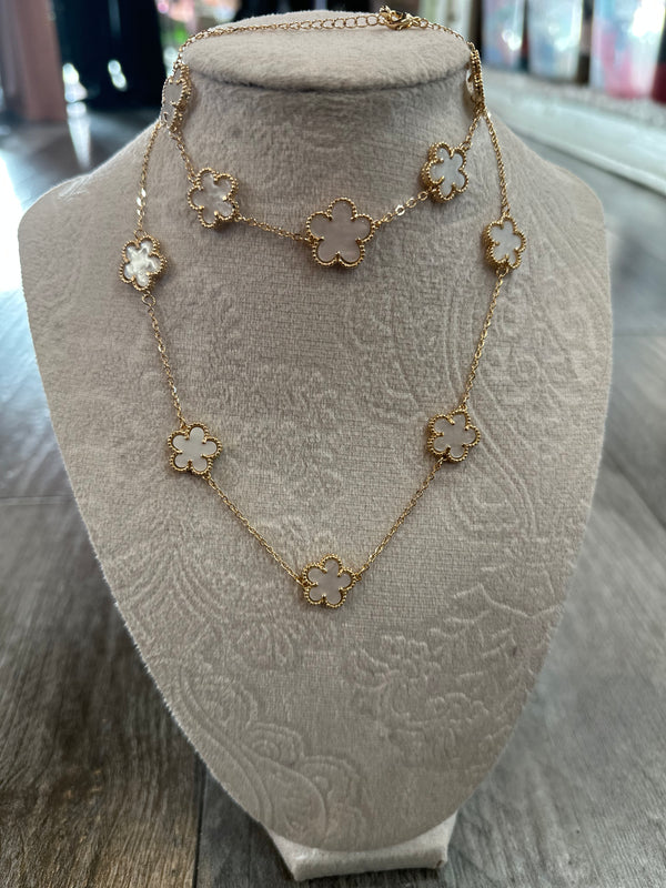 Little Flower Necklace Set