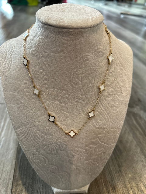 Little Flower Necklace Set