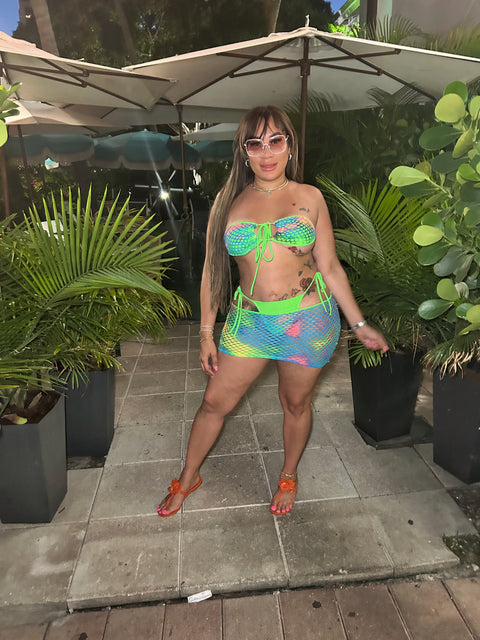 Neon Me Beach Set
