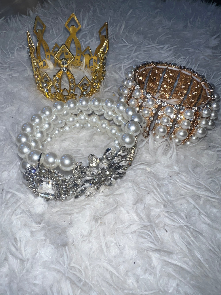 Pearls Bracelet.