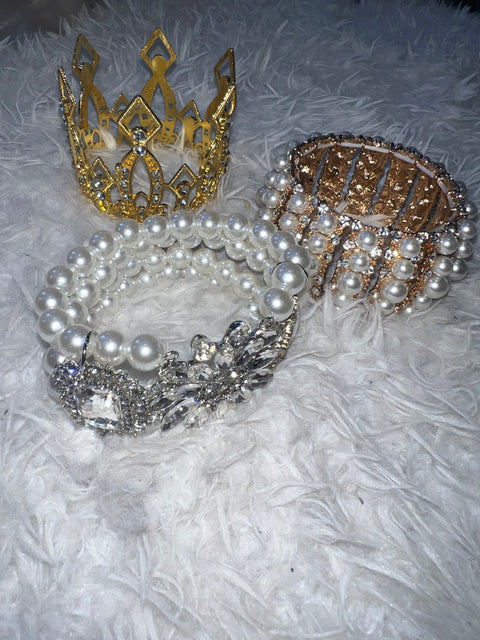 Pearls Bracelet.