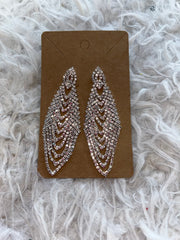 Elegant diamond strings earrings