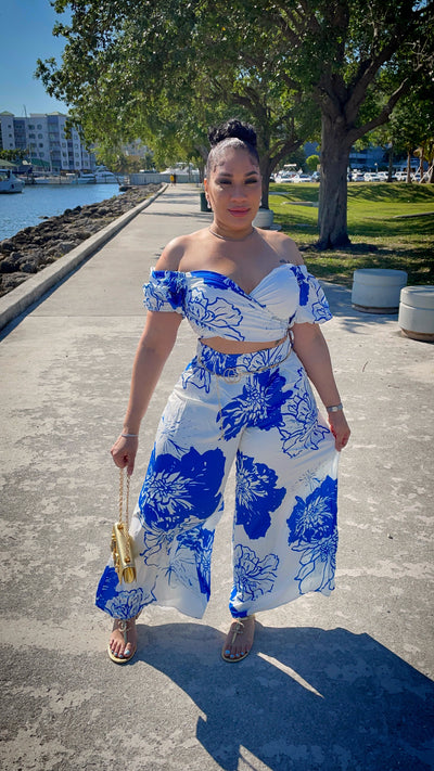 Blue Roses Skirt Set