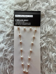 Pearls Set